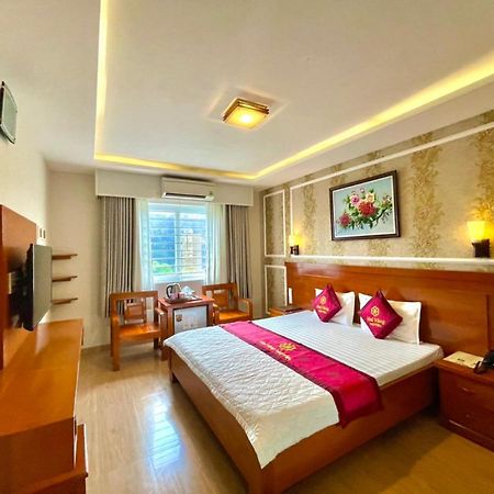 Mai Vang Hotel Ho Chi Minh City Exterior photo