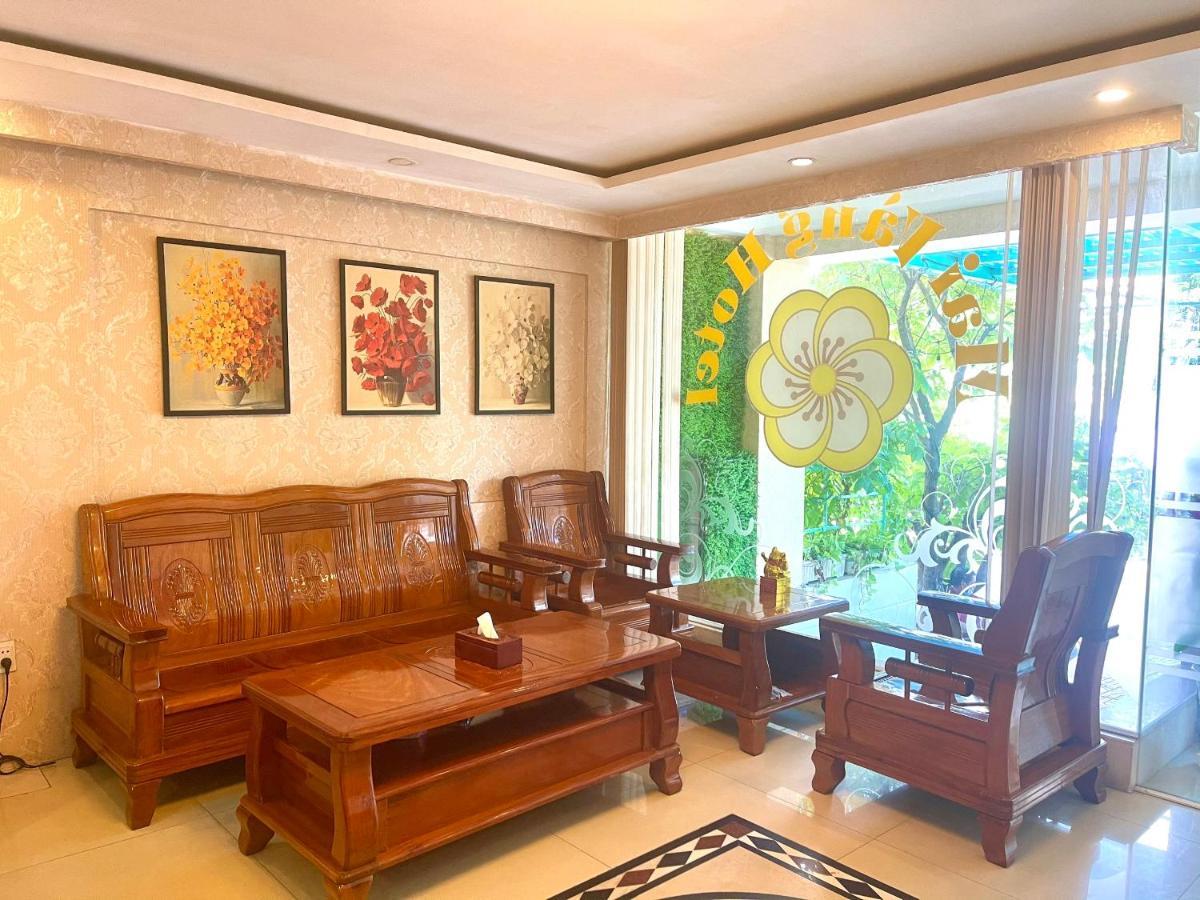 Mai Vang Hotel Ho Chi Minh City Exterior photo